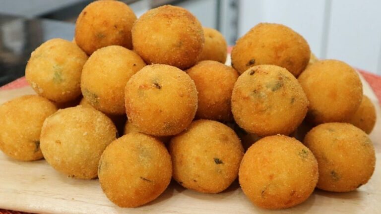 bolinho de mandioca