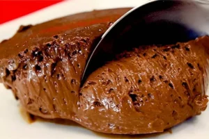 mousse de chocolate pronto em minutos