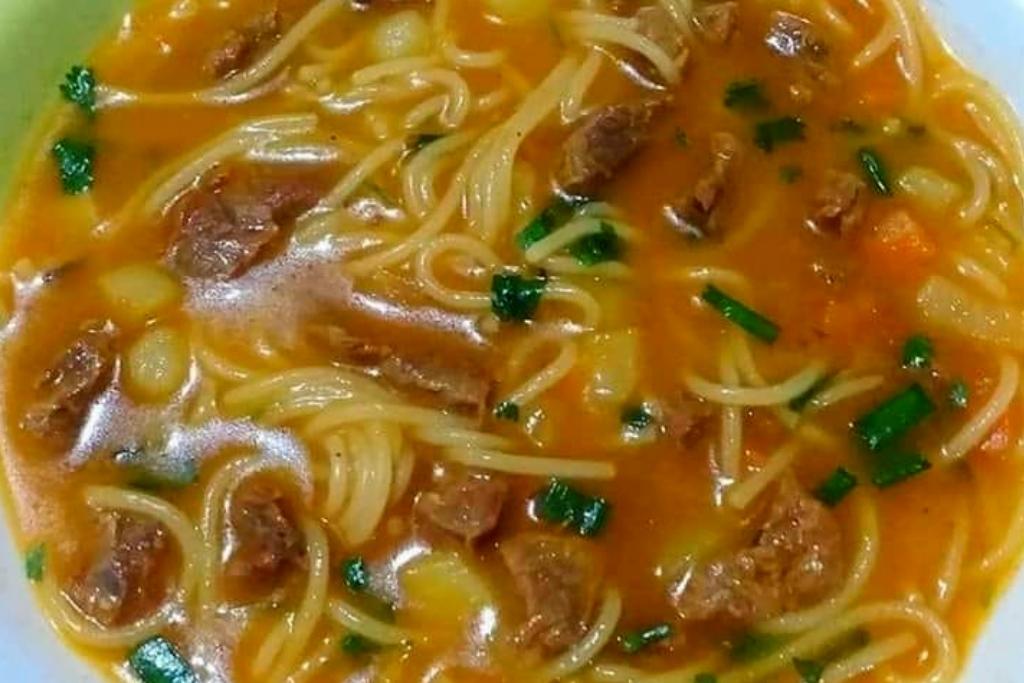 sopa de carne com legumes