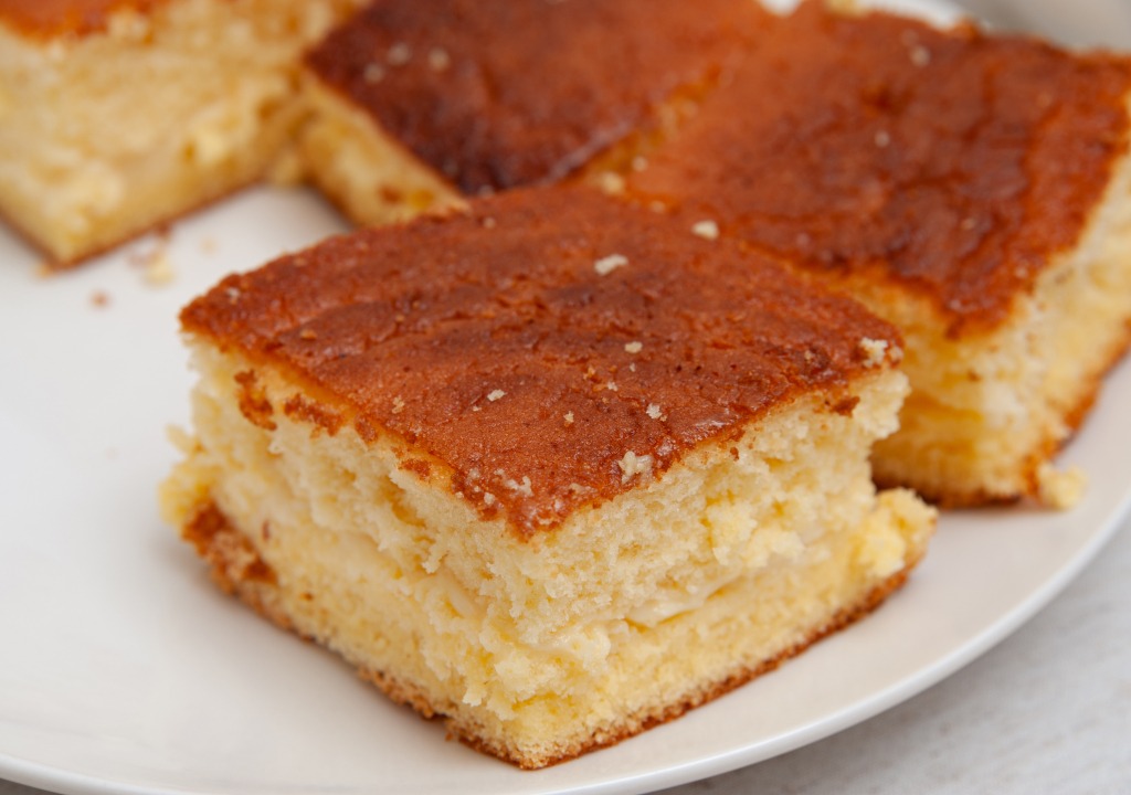 Bolo de mandioca de liquidificador delicioso