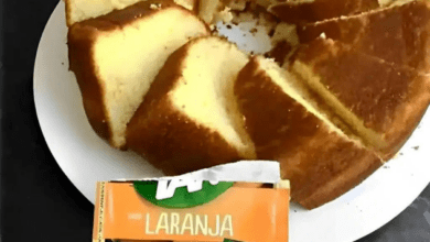 Bolo de laranja com suco Tang