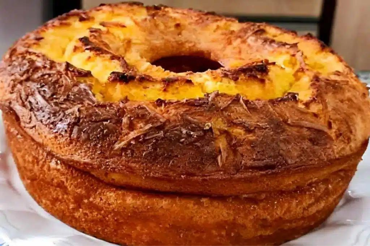 Bolo de milho com queijo da fazenda