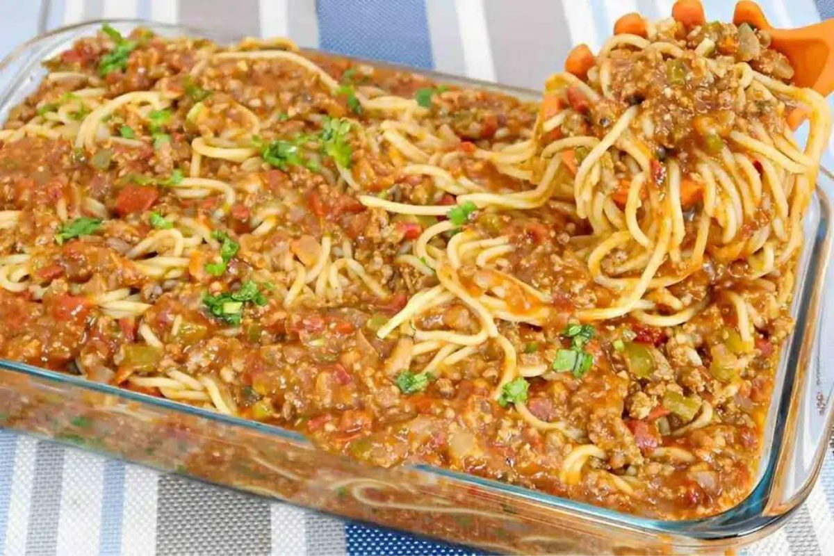 macarronada de carne moída