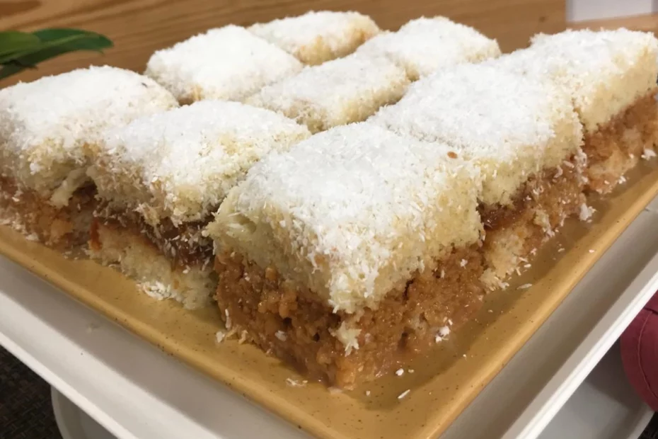 Bolo gelado de coco com doce de leite muito fácil