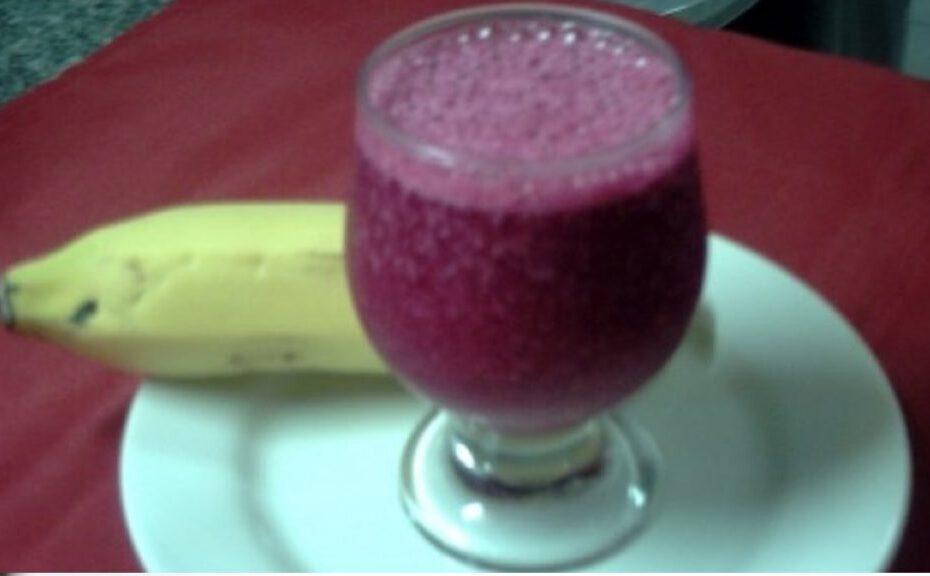 Suco de beterraba e banana